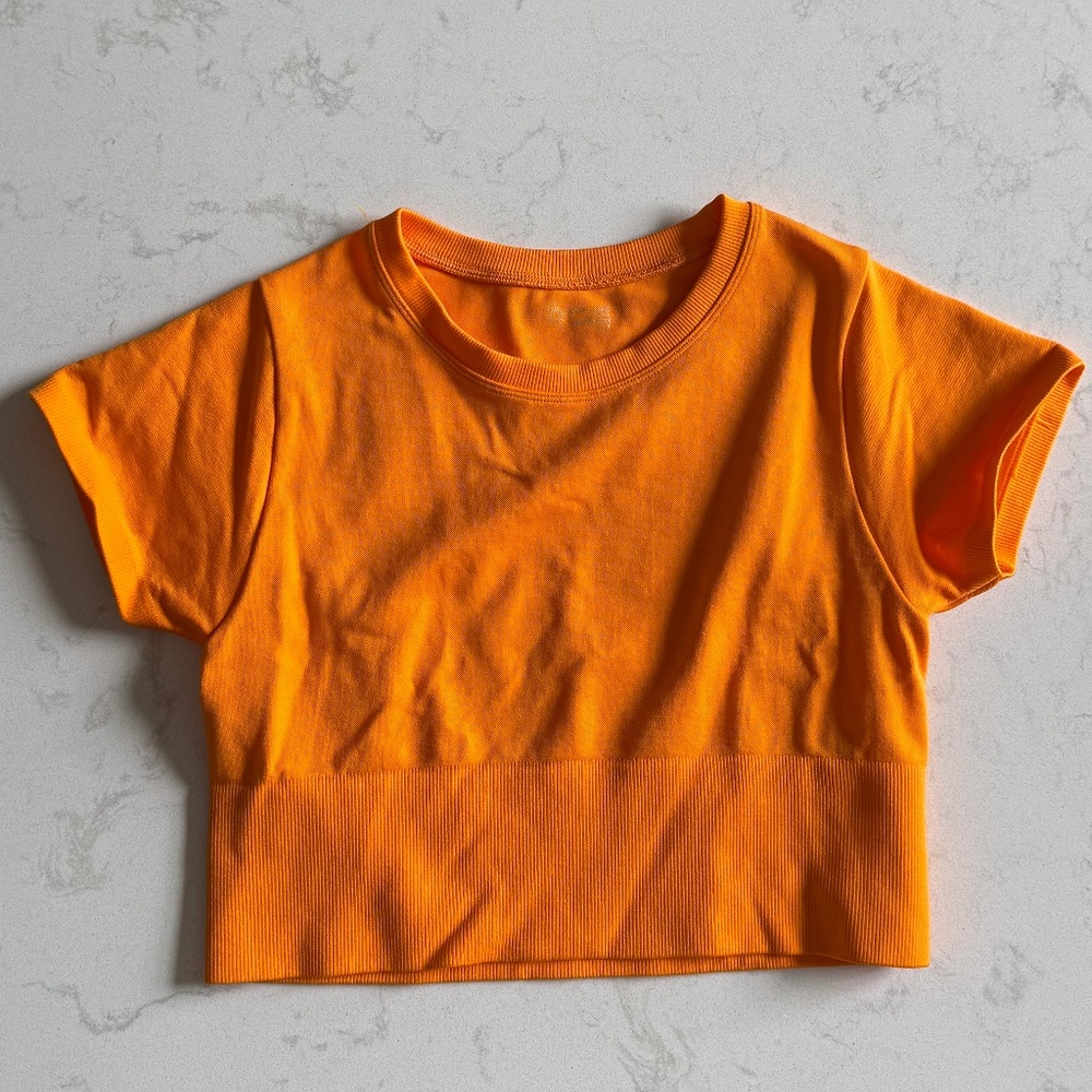 OFFLINE By Aerie Sidewalk Seamless Cropped T-Shirt in Simply Orange S